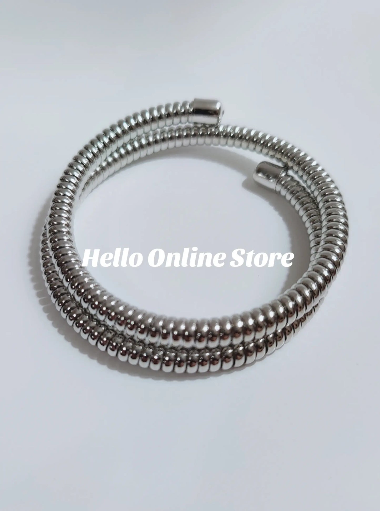 Gold or silver bracelets