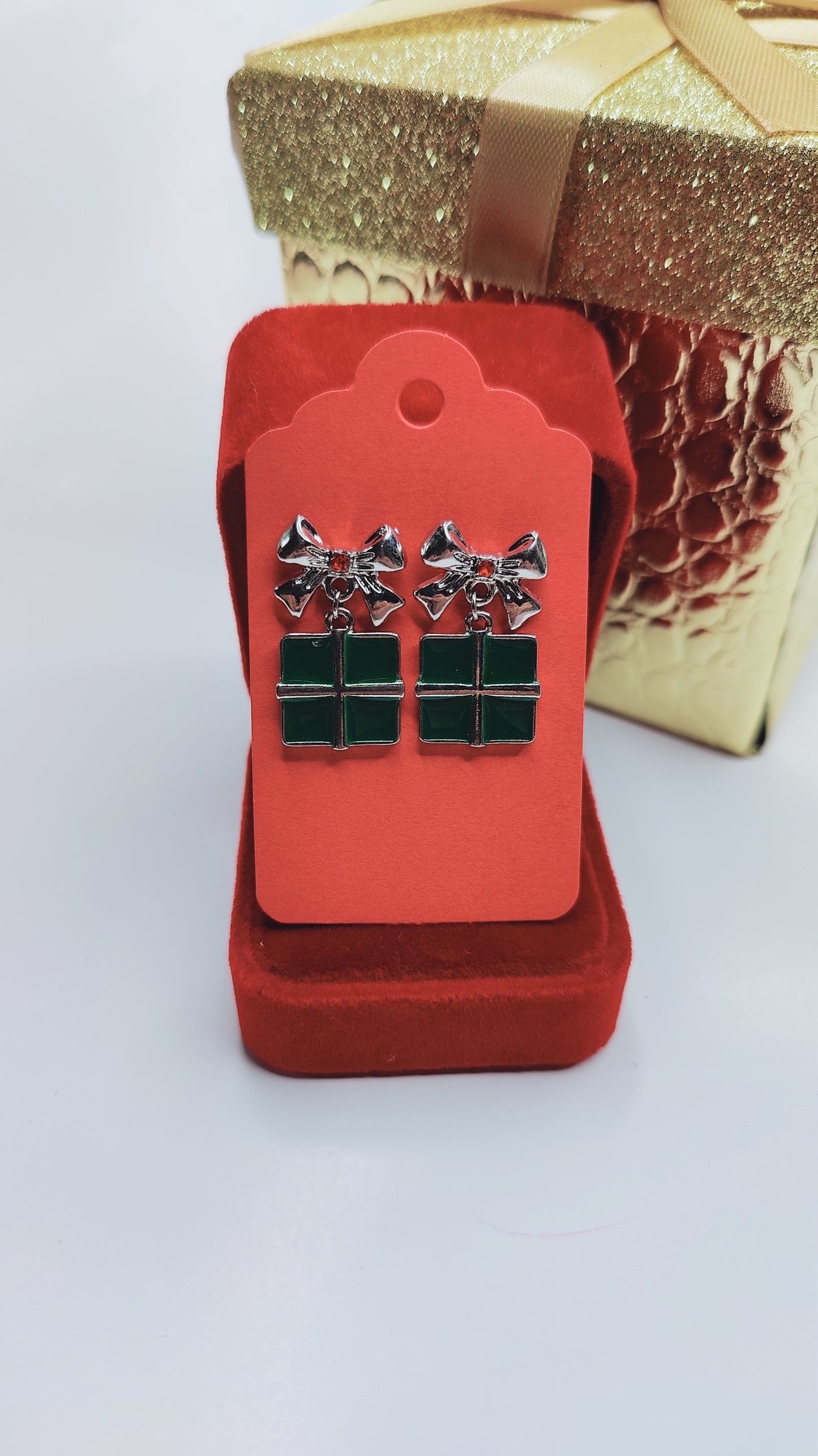 Holiday's earrings