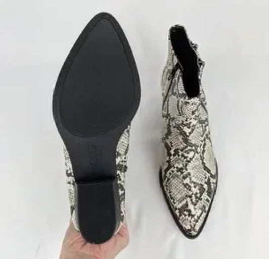 Indie Ankle Booties. Size 7/8/8 1/2